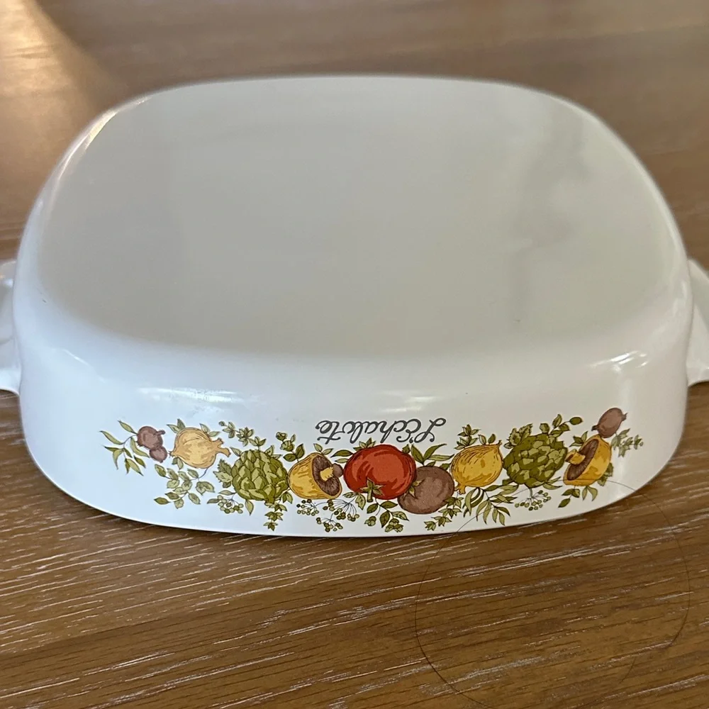 Corningware L’Echalote A-8-B Casserole Dish with Lid